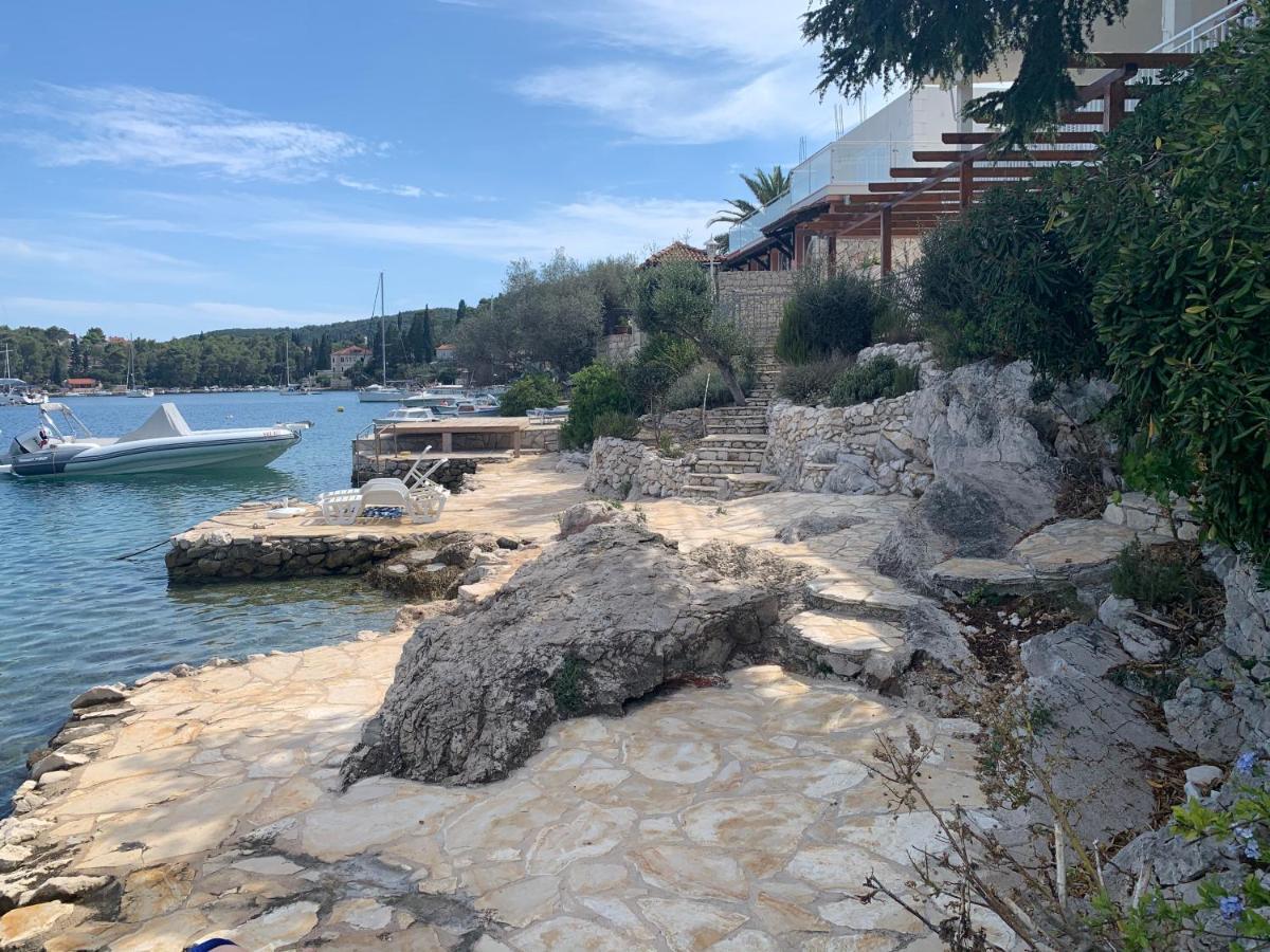 Studio Apartments More Korcula Bagian luar foto