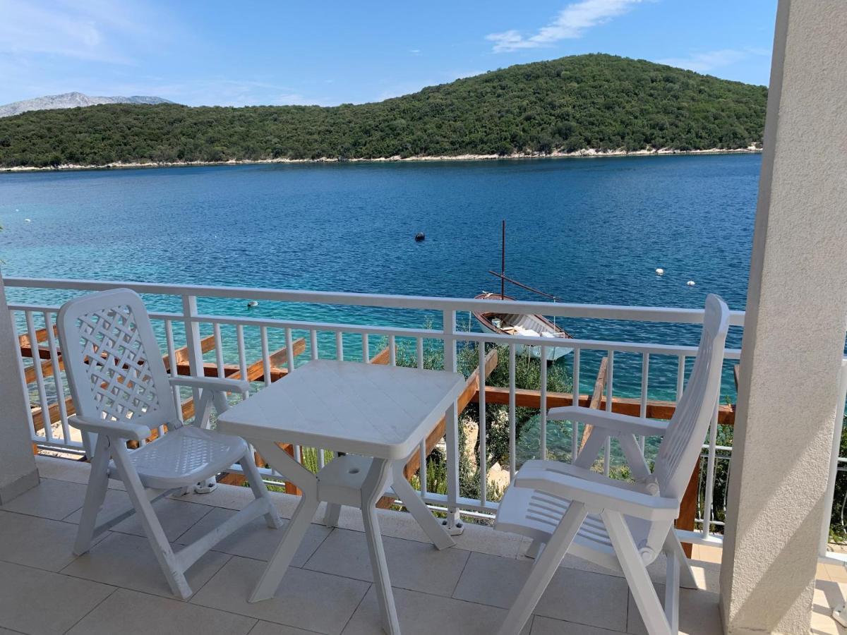 Studio Apartments More Korcula Bagian luar foto