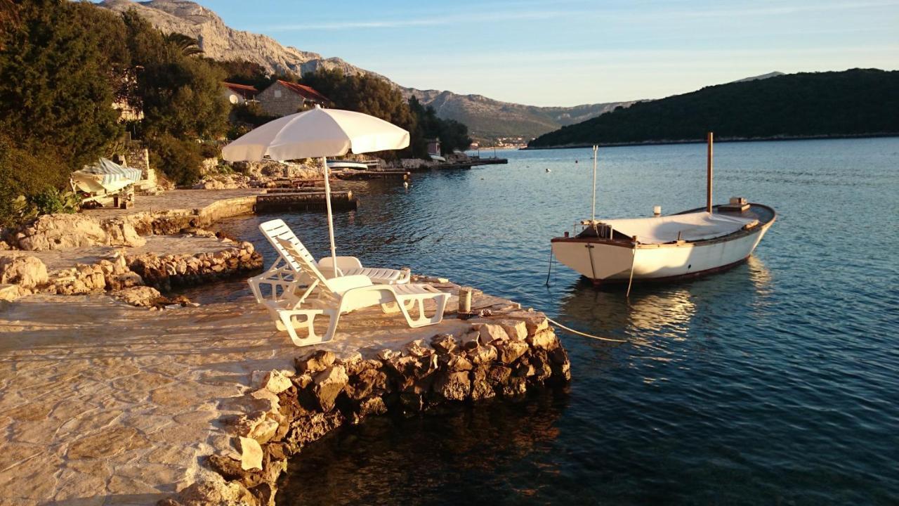 Studio Apartments More Korcula Bagian luar foto